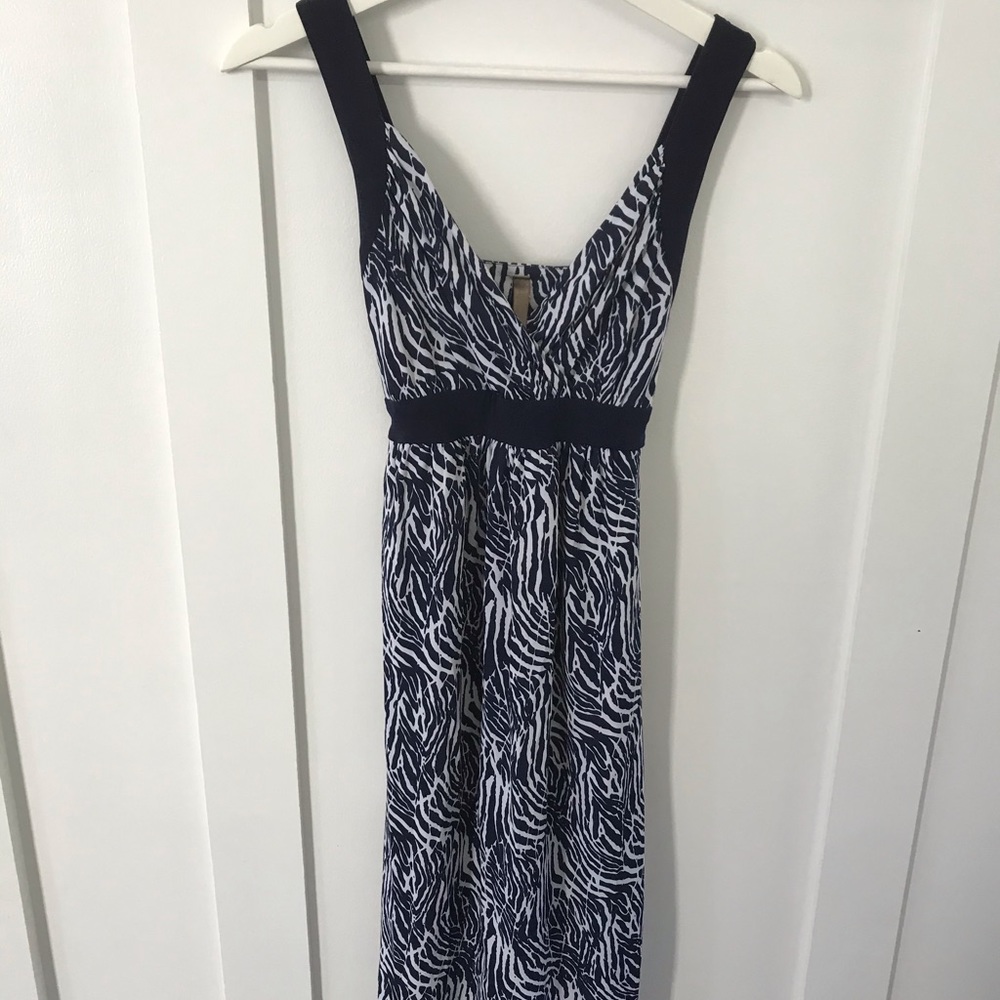 Bellysima Maternity Dress in Navy and White
